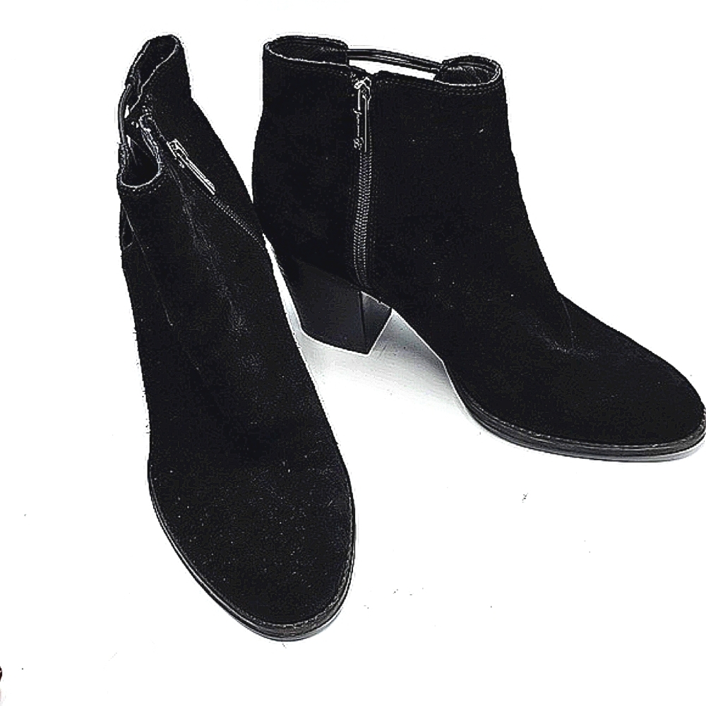Jessica Simpson Boots - Picture 2 of 5